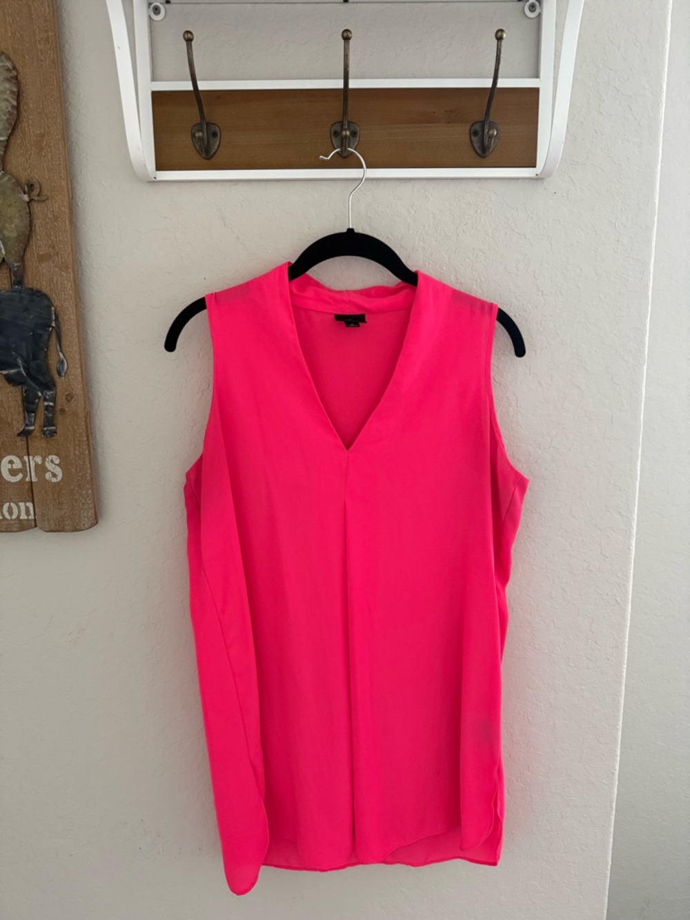 Worthington Sleeveless V-Neck Shell Top - Hot Pink